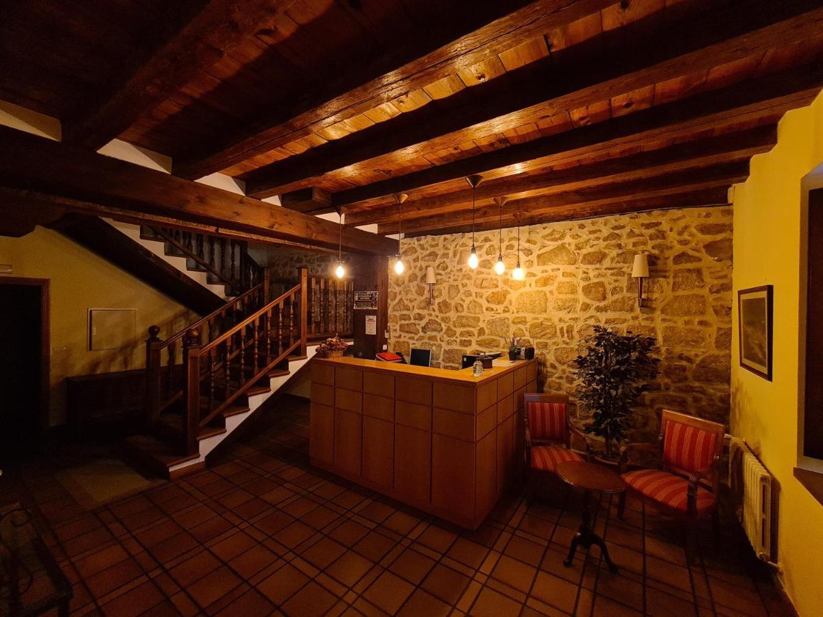 Hostal Las Nieves Salduero Exterior photo