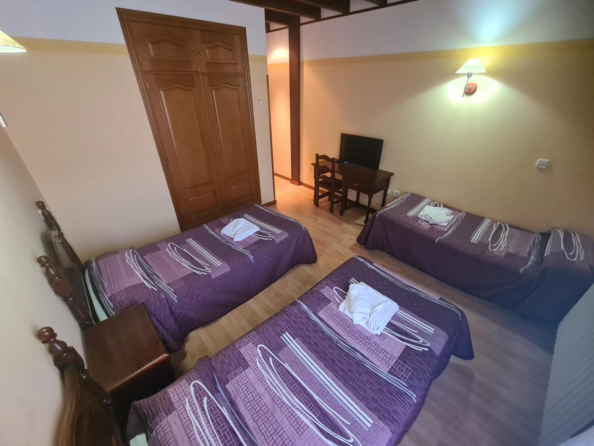 Hostal Las Nieves Salduero Exterior photo